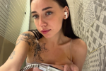 lika (or billie ,lol) โ In the shower