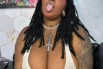 Feel my tongue and my piercing on ur cock🖤👅