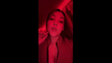 YOU LIKE RED? 💕🫦