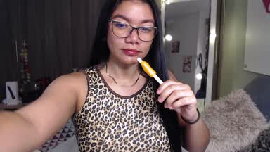 I suck my lollipop