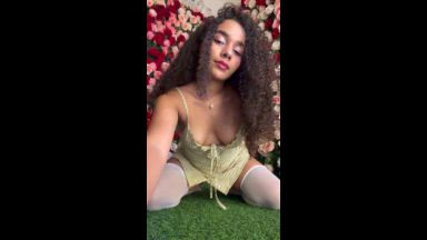 Rose petal body