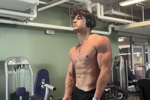 jakeafterdark live Chaturbate webcam gallery thumbnail
