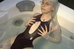 Hot tub fun will u join?
