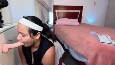 suck dildo