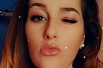 kiss