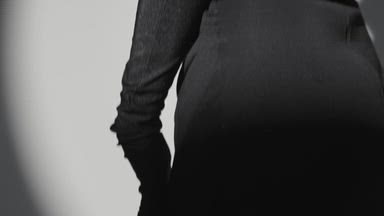 Maximum splendor of elegance & sensuality
