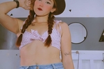 Mmm