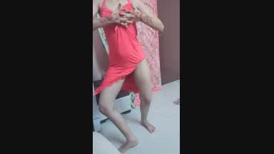 HOT DANCE