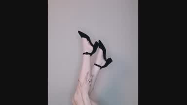 Kiss these beautiful feet