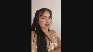 Sensual and cute face on Sexy Body!