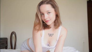 your mia <3