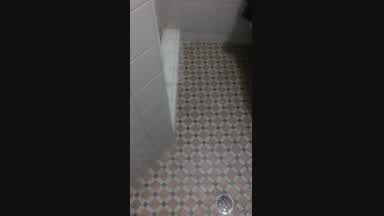 shower in a bathroom friend´s