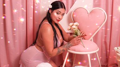 Just you and me... happy Valentine's Day ✨🌹