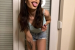 <3