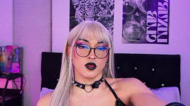 I'm so talented in makeup, admire me 💋