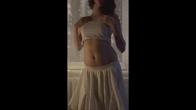 Belly dance