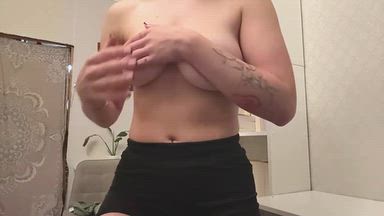 Teasing long flash ass