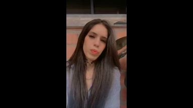 A kiss 😘😘