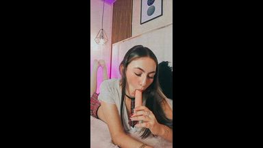 I would love to suck you 💦🍆