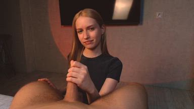 Fast blowjob (cum tits)