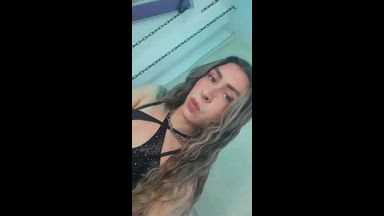 GIRL NAUGTHY