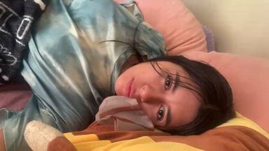 just woke up and without makeup💕😉