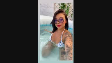 Giinna_Lee at Chaturbate: Giinna_lee's room