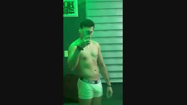 😈