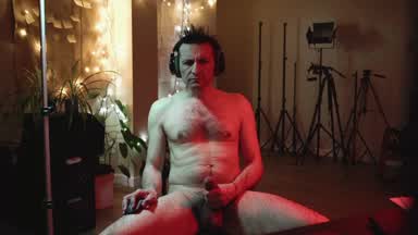 CUM IN CHAIR