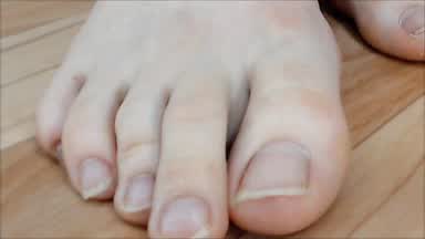 I play with my soles fingers