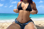 HOT SUMMER VACATION