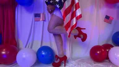 Enjoy this July 4 with your sexy Marcela❤️🤍💙