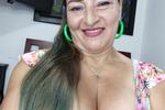 Mom hot