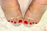 Close-Up:Glass Heels & Toes👠