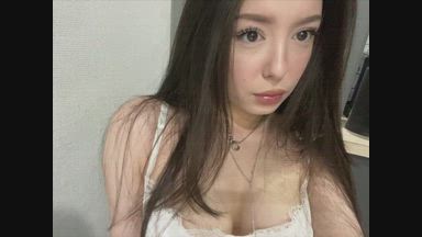 ^-^