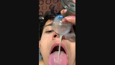EAT CUM