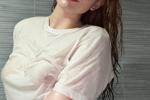 White tee