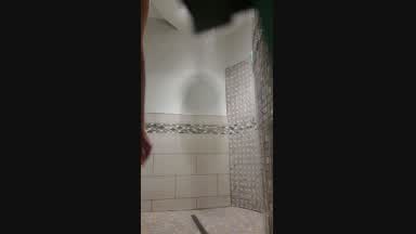 Post float pod shower