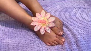 sexy feet and tits
