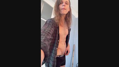 thepyngwieee โ new stand up cumshot 5 mins