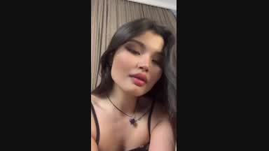 HI GUYS =)