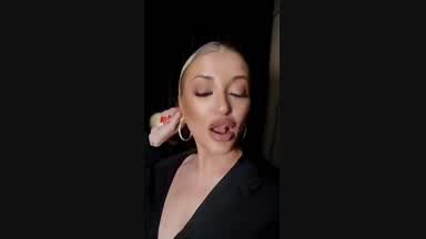 perfect  godess  mouth