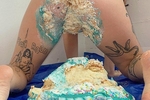 Bitches Love Cake