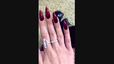 You like my nails?
