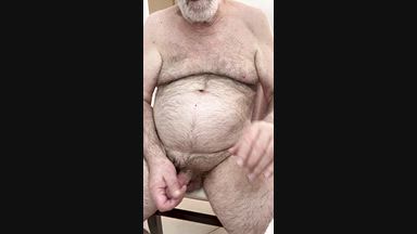 coach karl (porn star) tip me all the way to my next trip โ Coach Karl Saturday Jack off Show 2 7418
