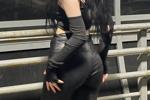black leggings
