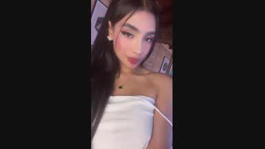 Show my hot boobs 🍒