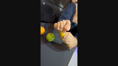 👣 Do you want me to give you a foot massage💦🥵👣