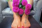 Feet tease 🔥