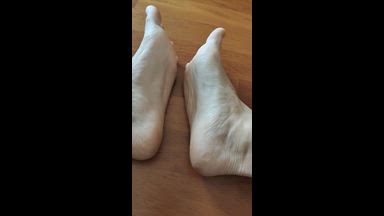 My FEET - Mgw88